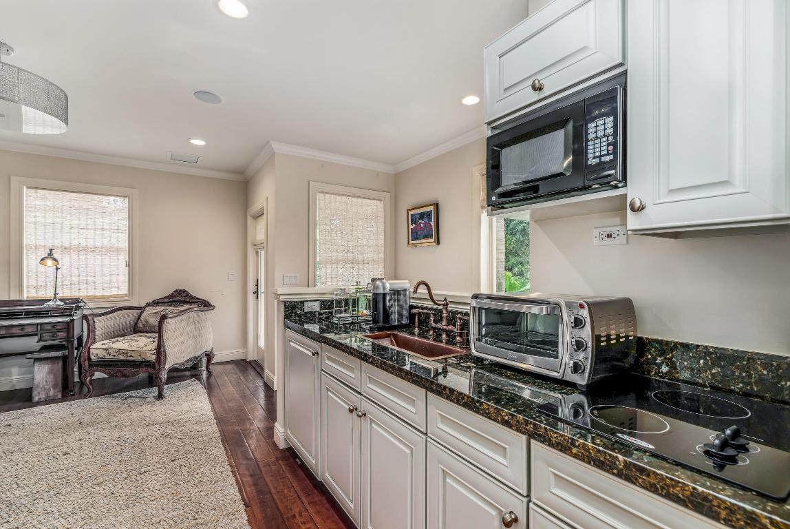 SADDLE TRAIL PARK OF WELLINGTON - Residential