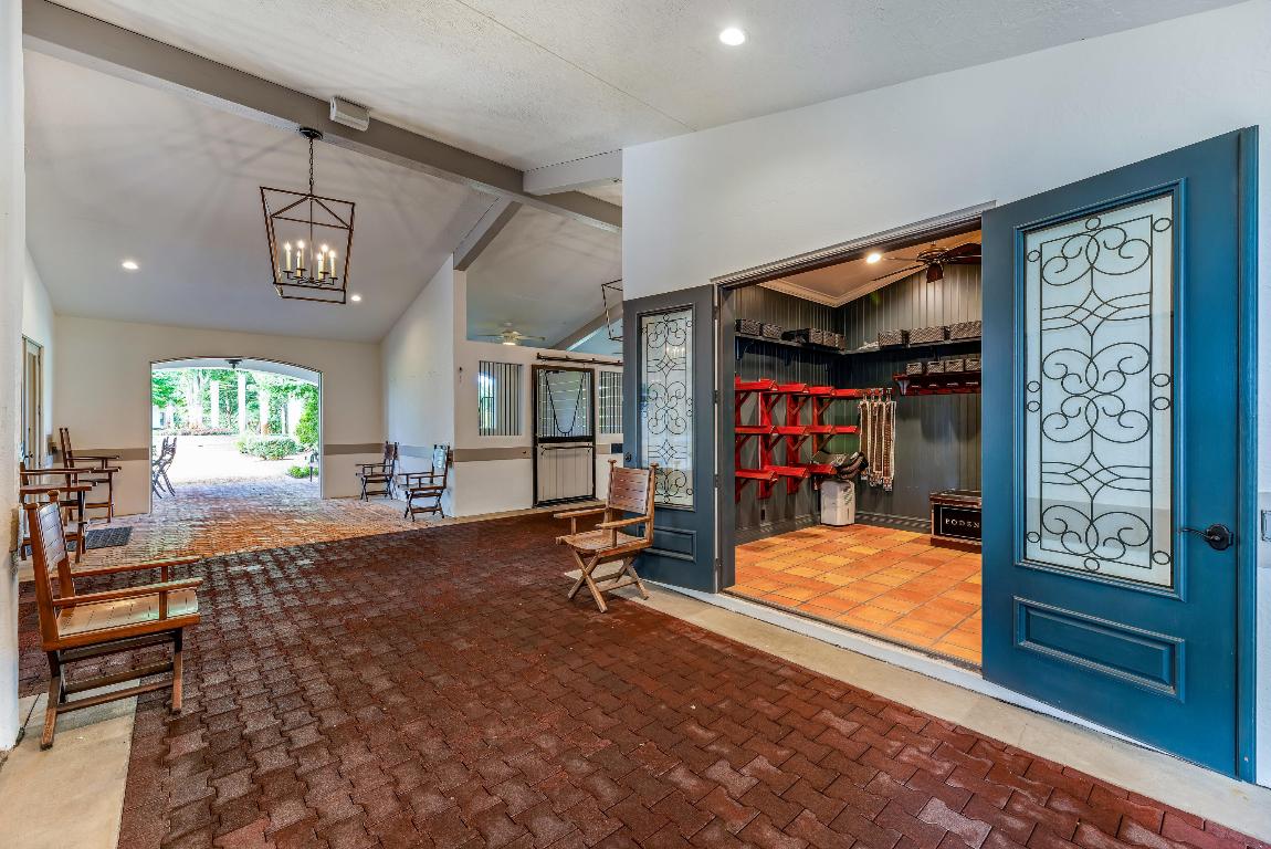 SADDLE TRAIL PARK OF WELLINGTON - Residential