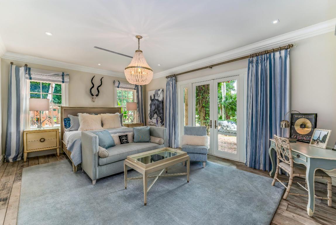 SADDLE TRAIL PARK OF WELLINGTON - Residential