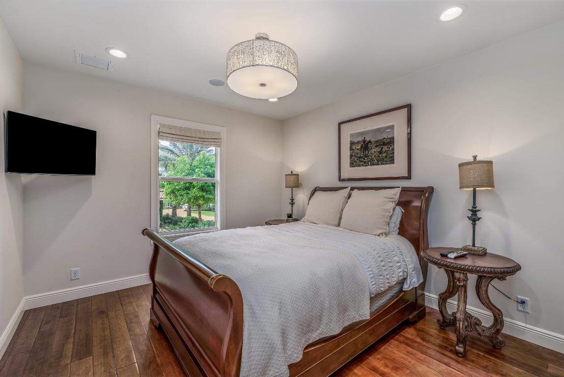 SADDLE TRAIL PARK OF WELLINGTON - Residential