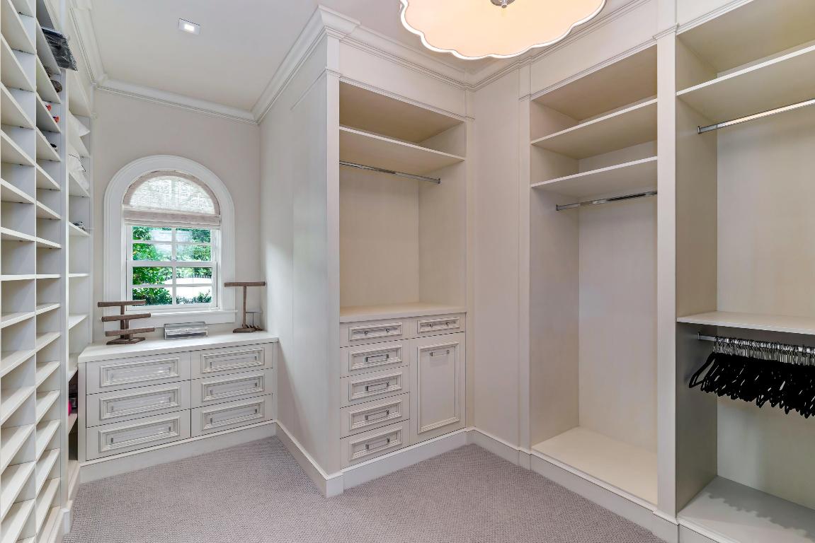 SADDLE TRAIL PARK OF WELLINGTON - Residential