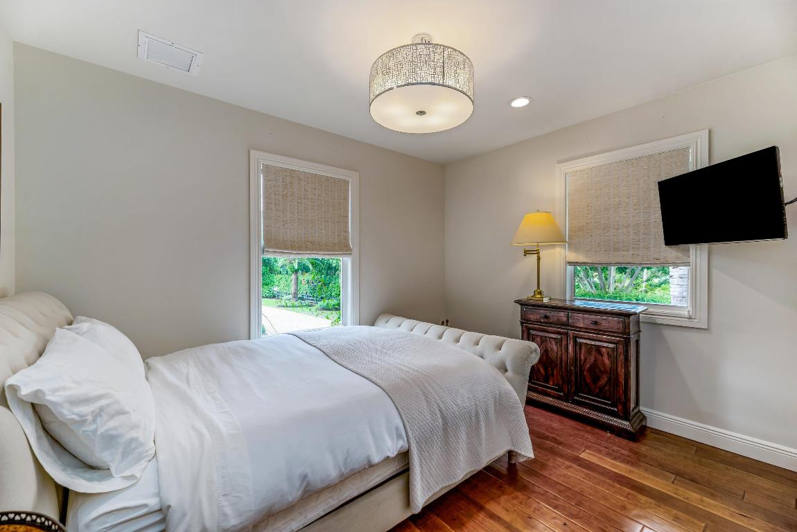 SADDLE TRAIL PARK OF WELLINGTON - Residential