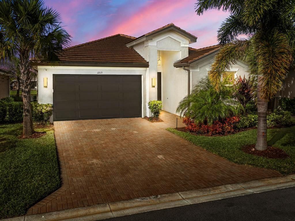 Photo of 12115 SW Jasper Lake Way, Port St Lucie, FL 34987 (MLS # R10854420)