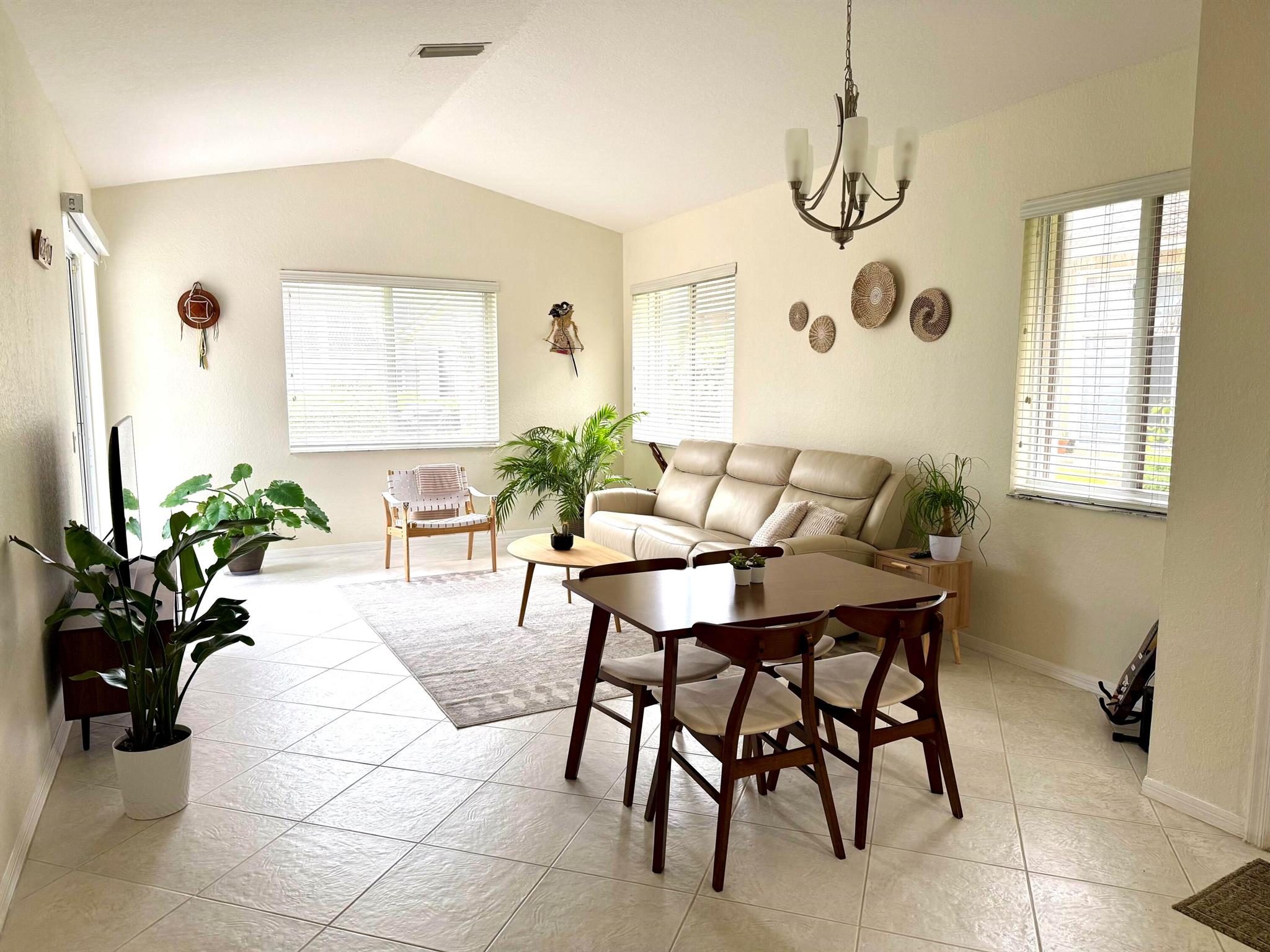 Grand Palms - Residential Lease