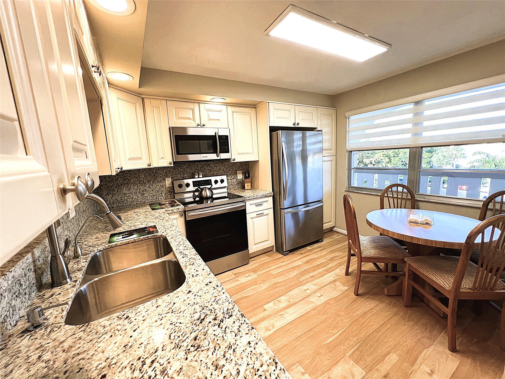 2202 Lucaya Bend N-4