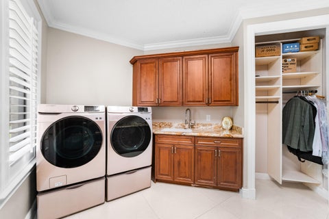 Tiny photo for 7520 NW 50th Court, Coral Springs, FL 33067 (MLS # B26036109)
