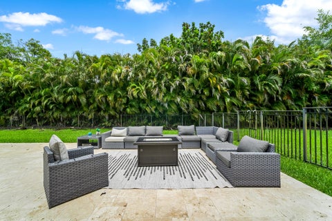 Tiny photo for 7520 NW 50th Court, Coral Springs, FL 33067 (MLS # B26036109)