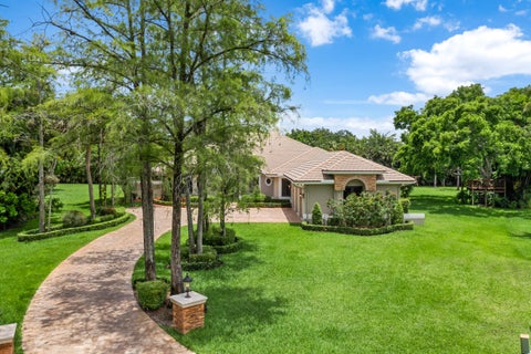 Tiny photo for 7520 NW 50th Court, Coral Springs, FL 33067 (MLS # B26036109)