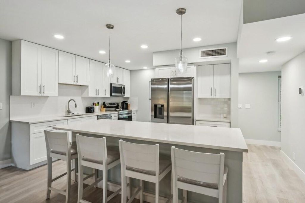 Photo of 18380 SE Wood Haven Lane #B, Jupiter, FL 33469 (MLS # R11015817)