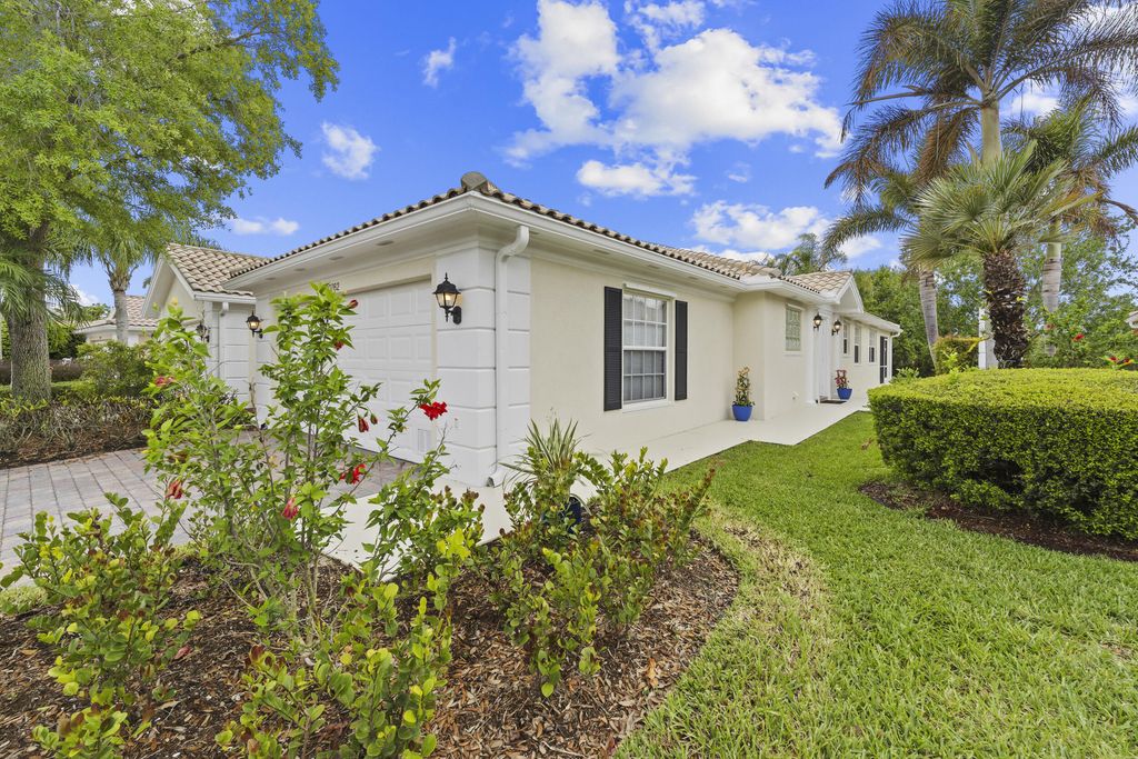 Photo of 10762 SW Elsinore Drive, Port Saint Lucie, FL 34987 (MLS # B26013130)