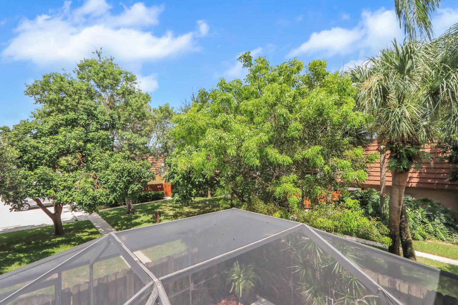 RIVER - Residential Lease