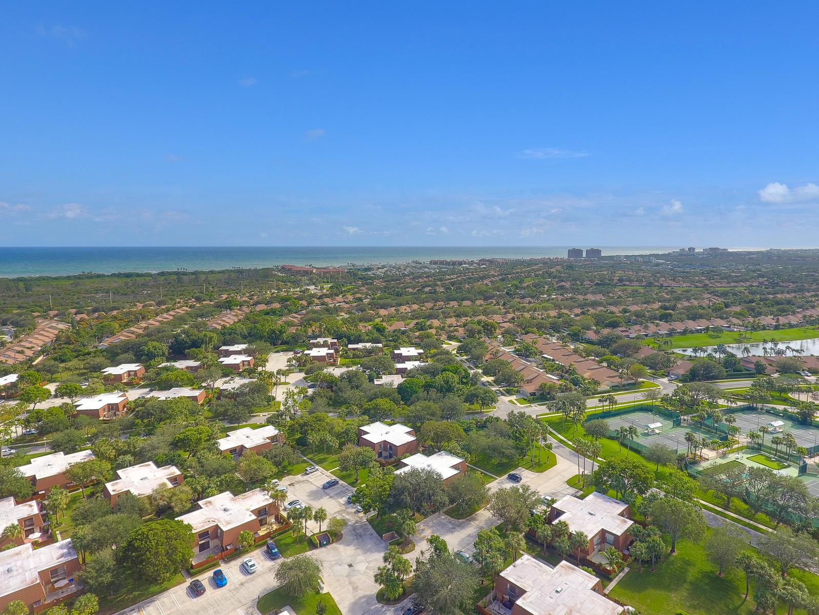 RIVER - Residential Lease