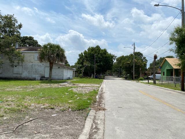 LINCOLN PARK NO 2 - Residential