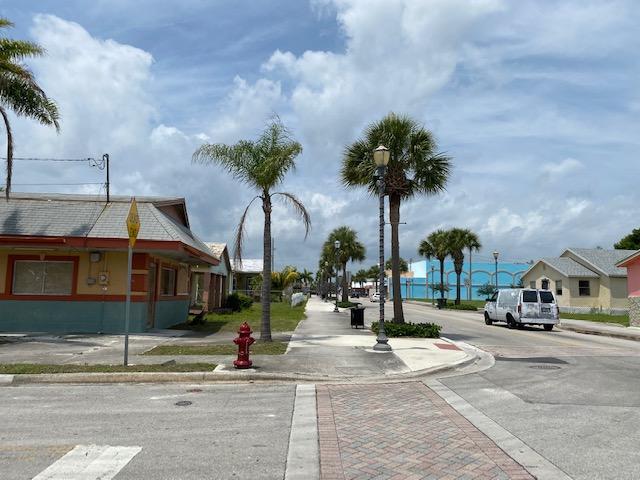 LINCOLN PARK NO 2 - Residential