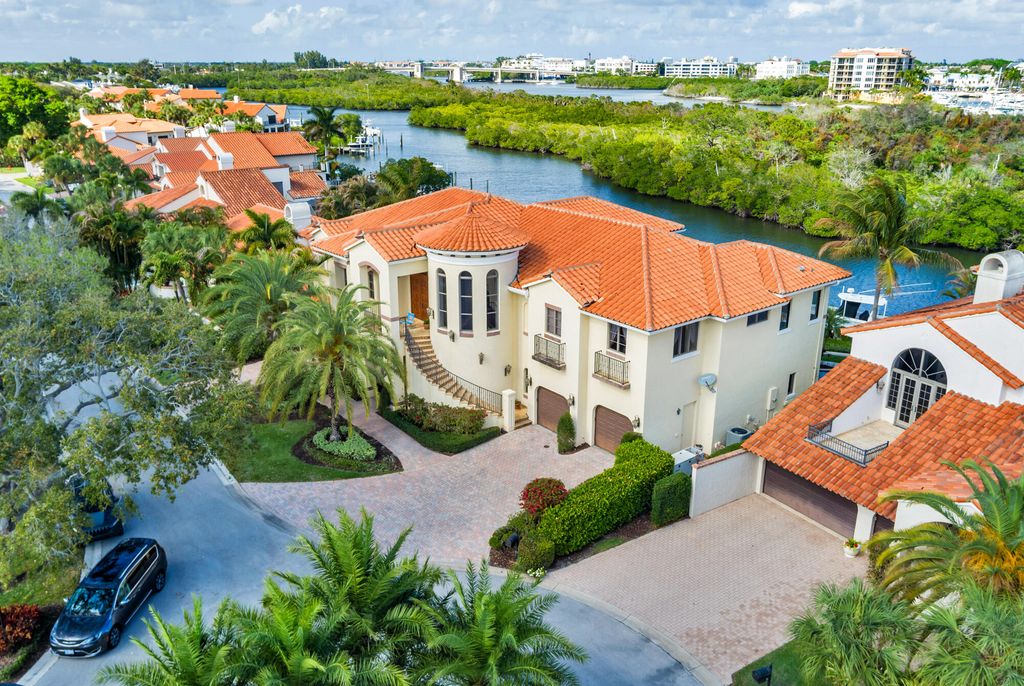 Photo of 16904 S Passage S, Jupiter, FL 33477 (MLS # R11169712)