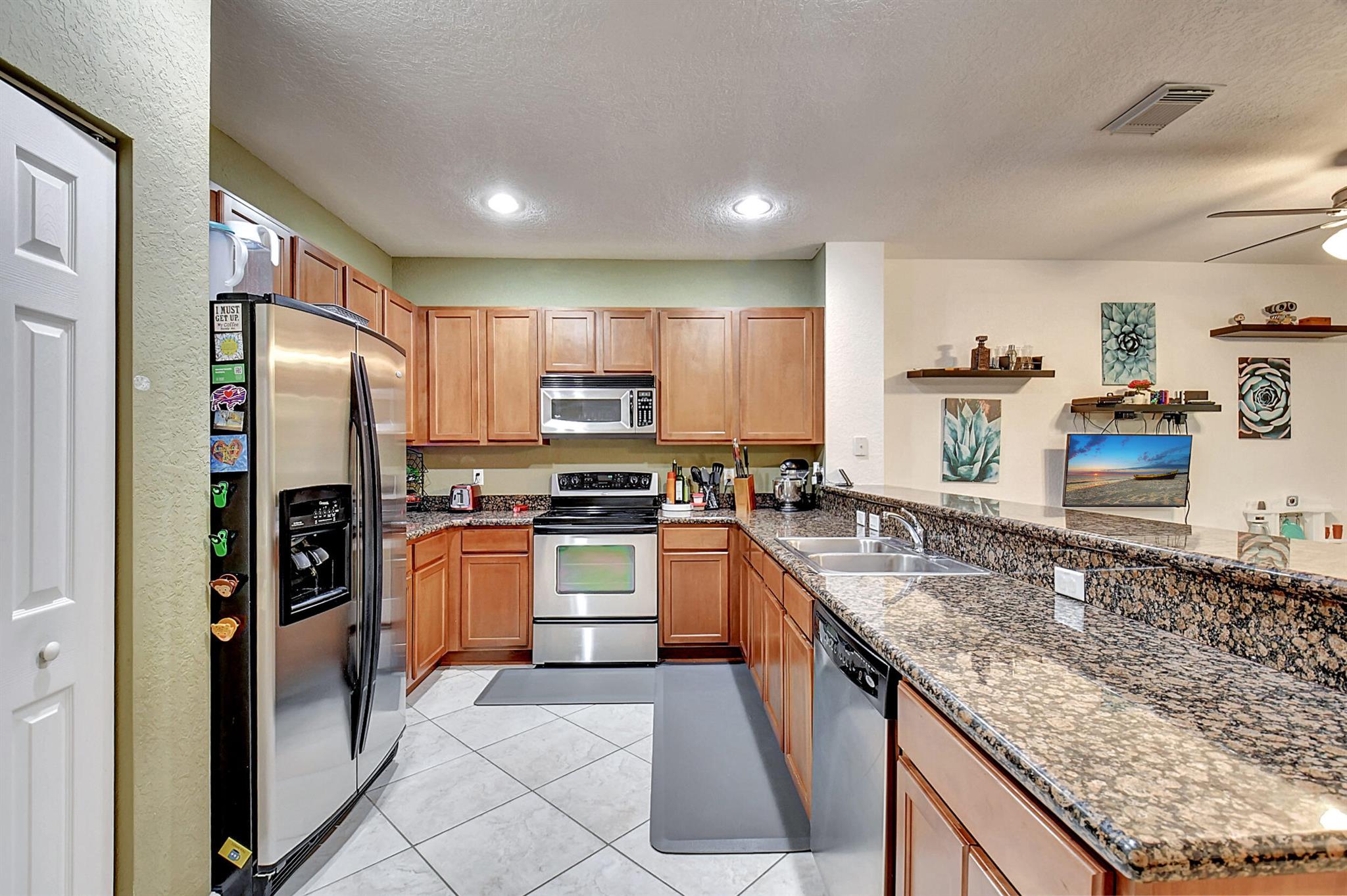 QUANTUM PARK TOWNHOMES - Residential