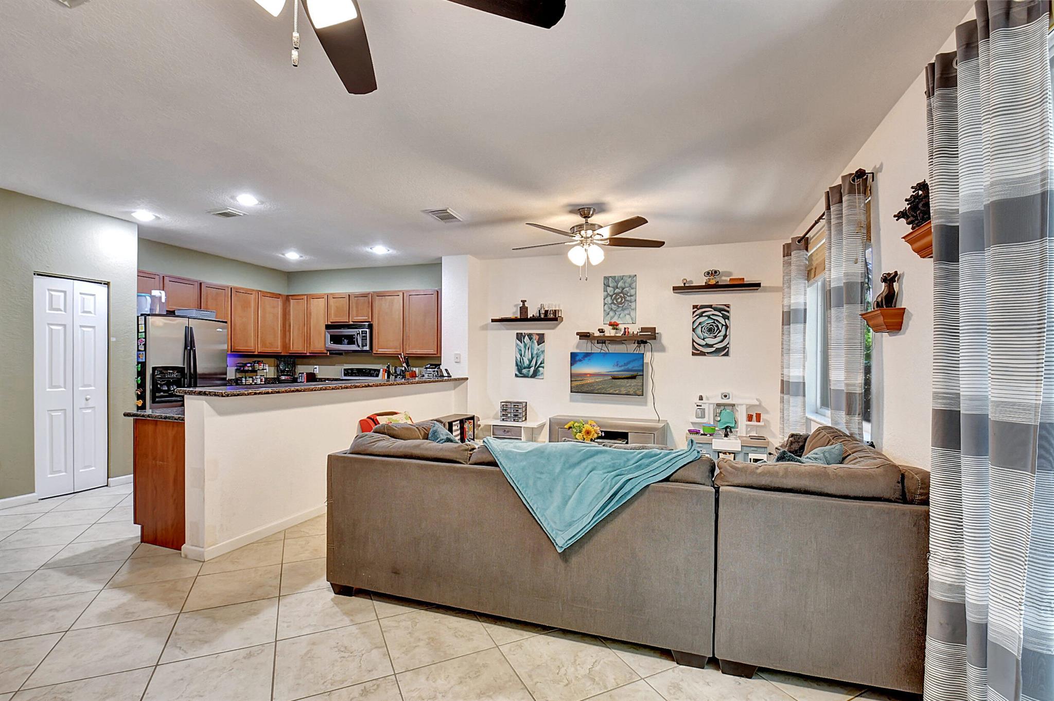 QUANTUM PARK TOWNHOMES - Residential