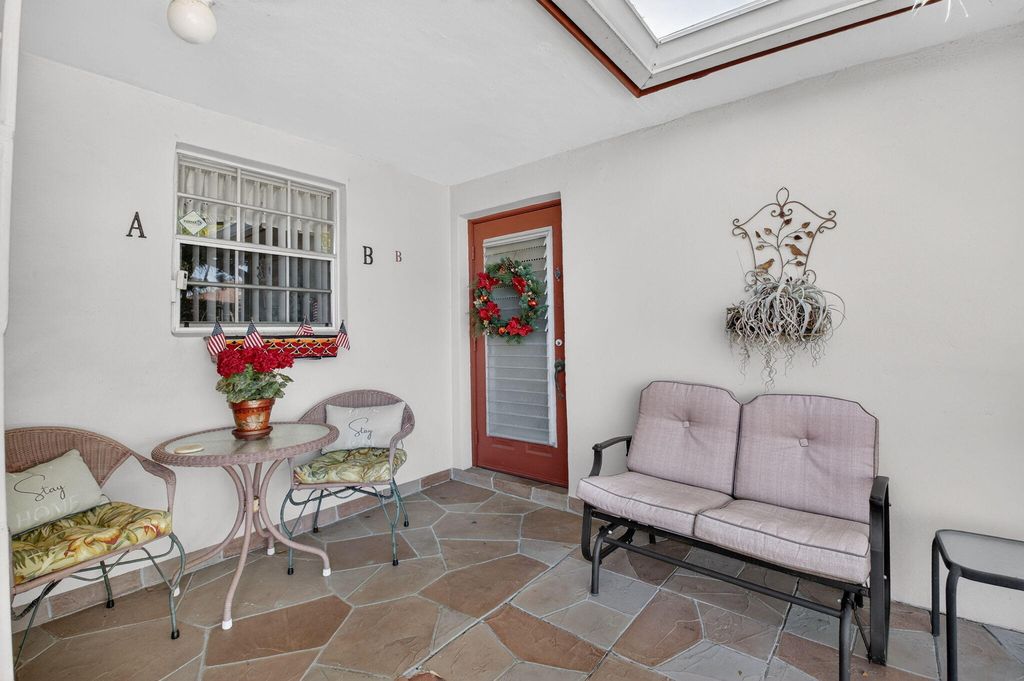 Photo of 4550 NW 2nd Street #B, Delray Beach, FL 33445 (MLS # R11149961)