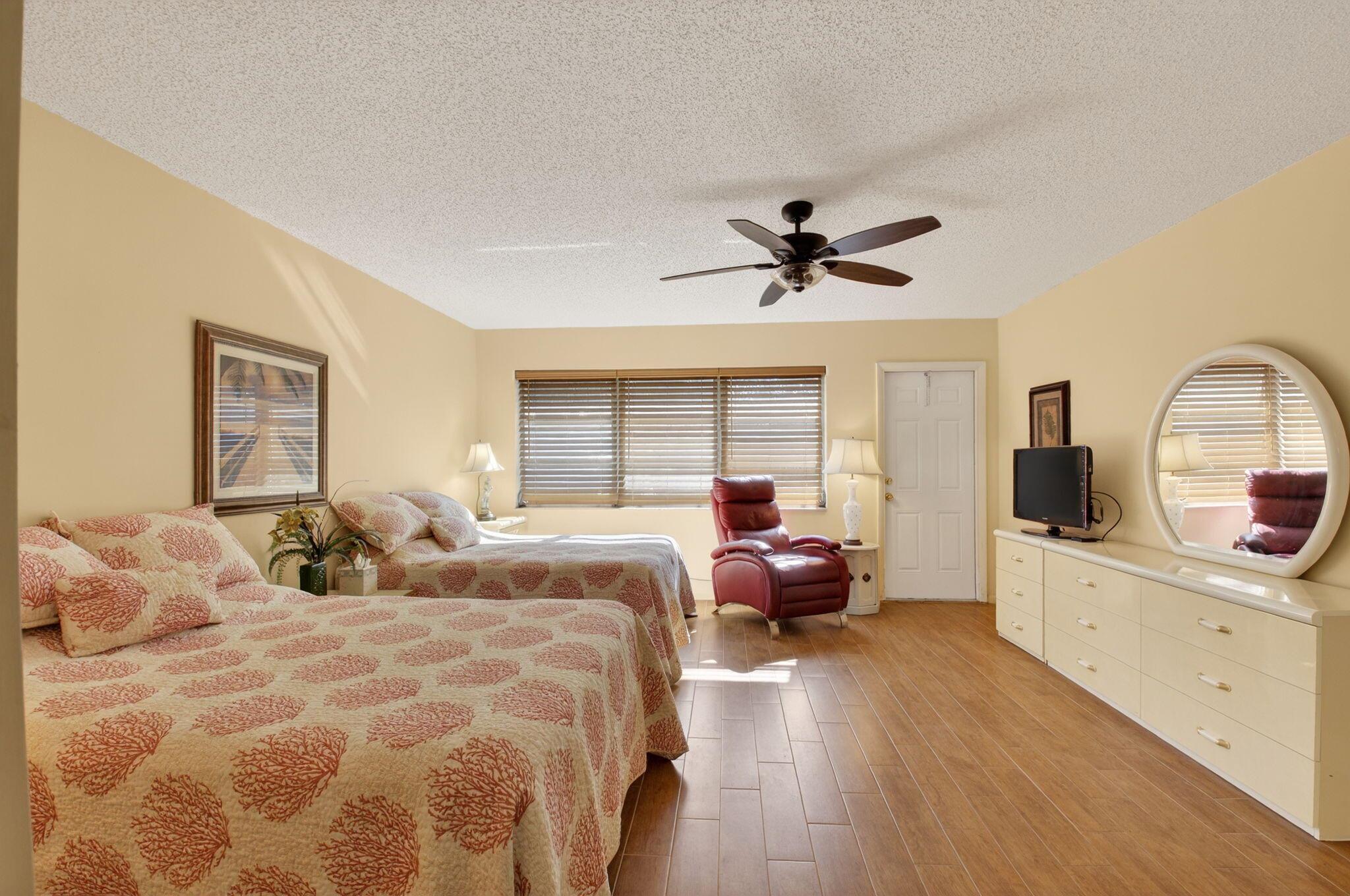 HIGH POINT OF DELRAY SEC - Residential