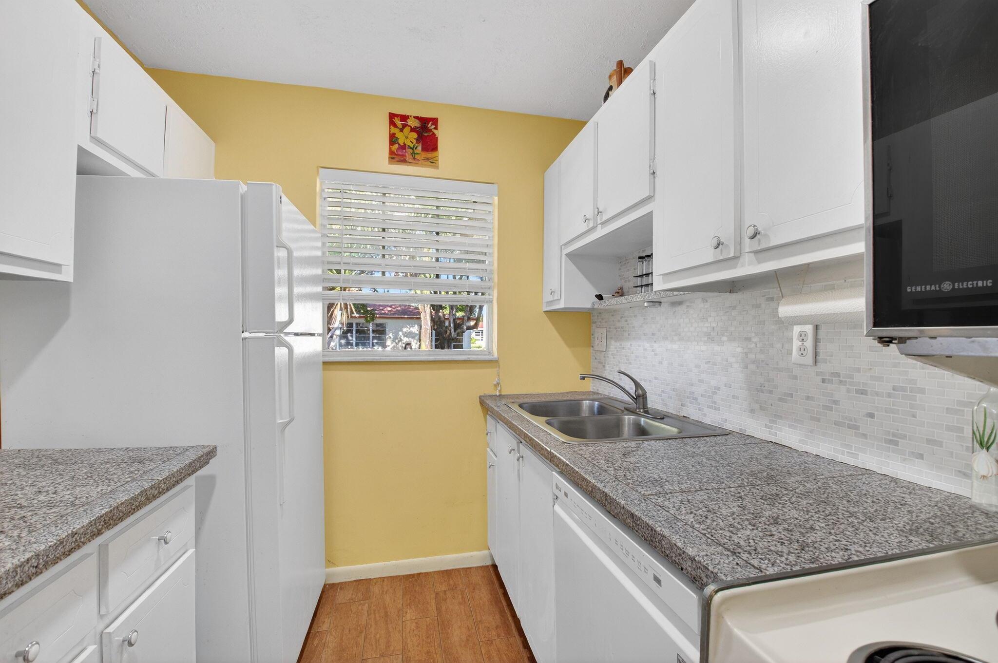 HIGH POINT OF DELRAY SEC - Residential