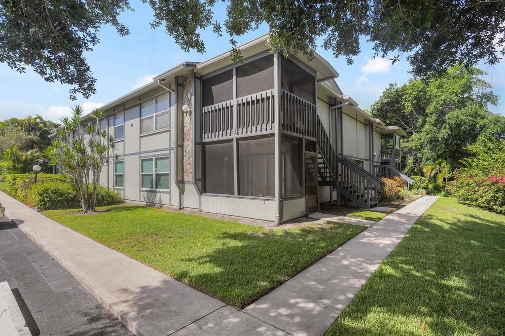 Photo of 8195 SE Croft Circle #5, Hobe Sound, FL 33455 (MLS # R10997466)