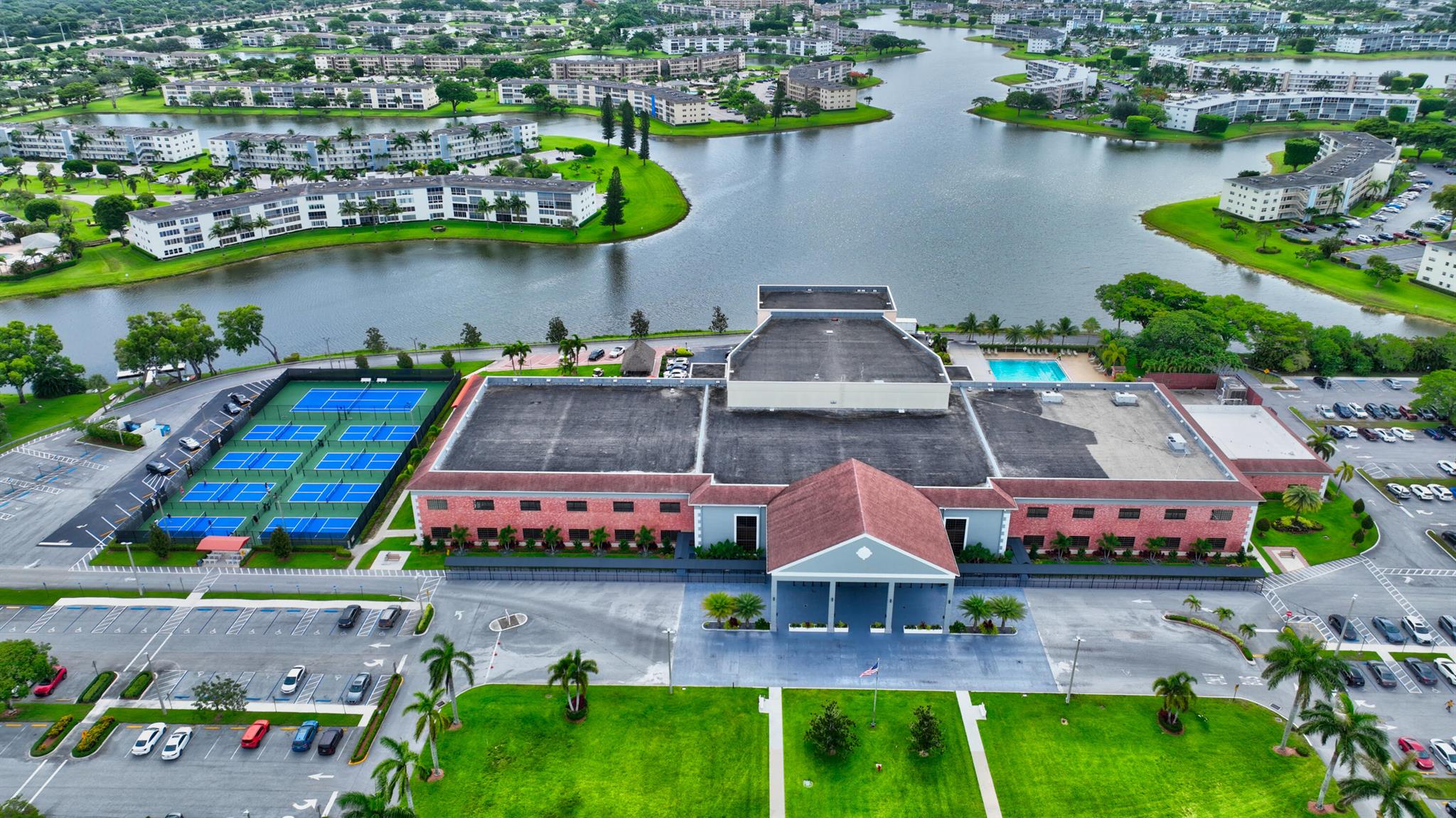 FANSHAW AT CENTURY VILLAG - Residential