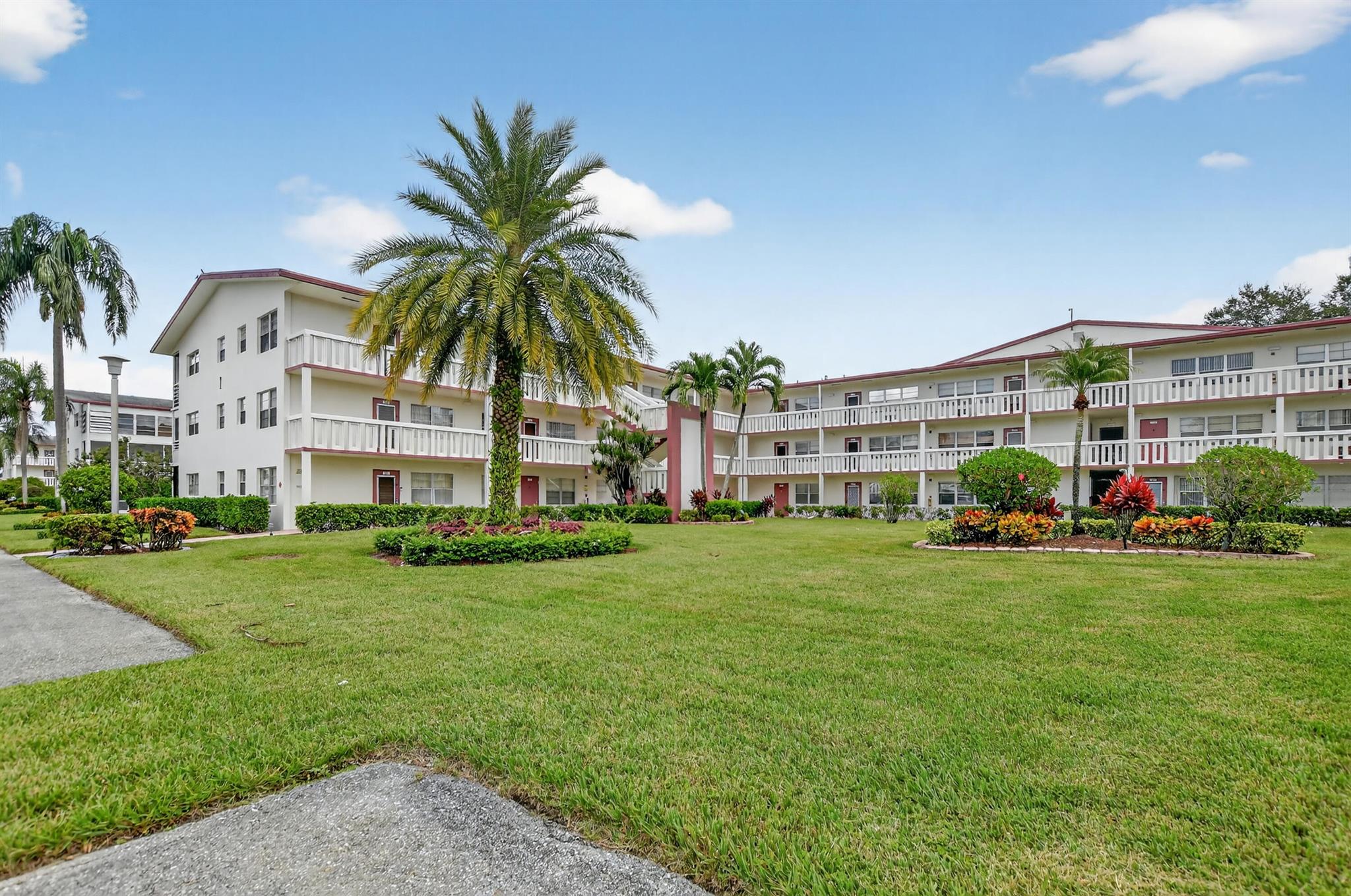 View photos, virtual tours, details...