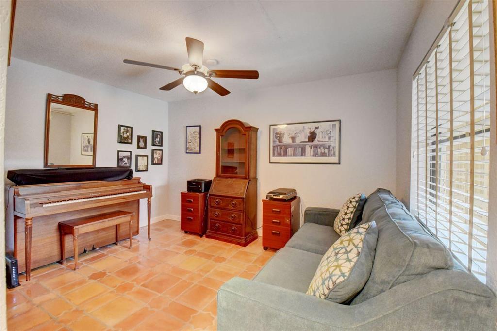 RAINBERRY BAY SEC 4 - Residential