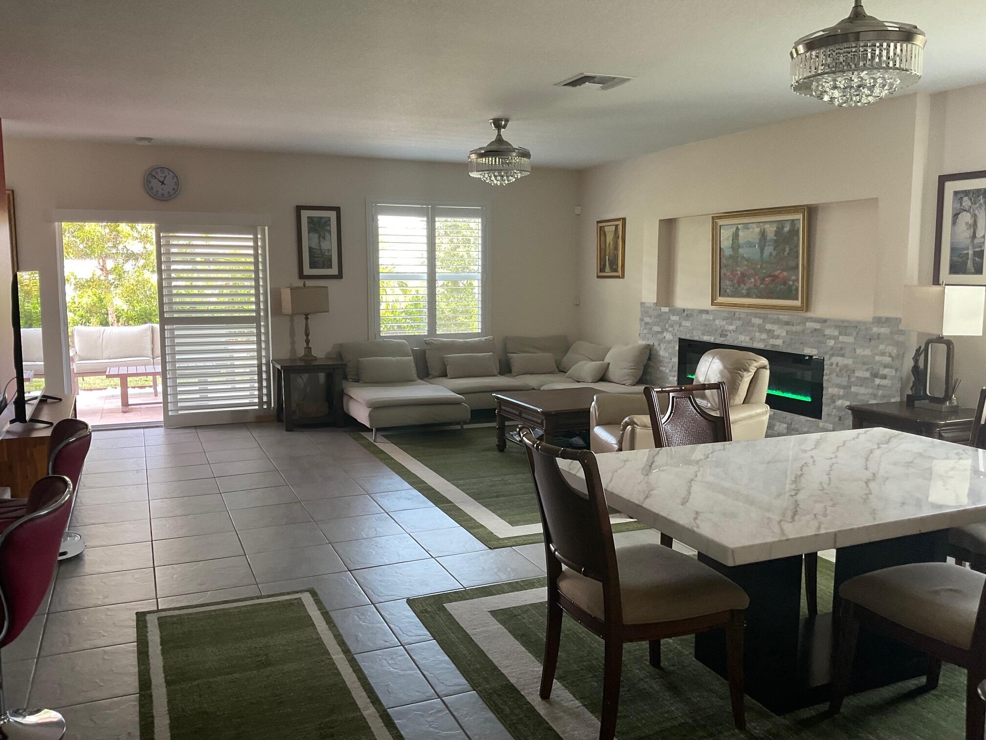 PORT ST LUCIE SECTION 21 - Residential