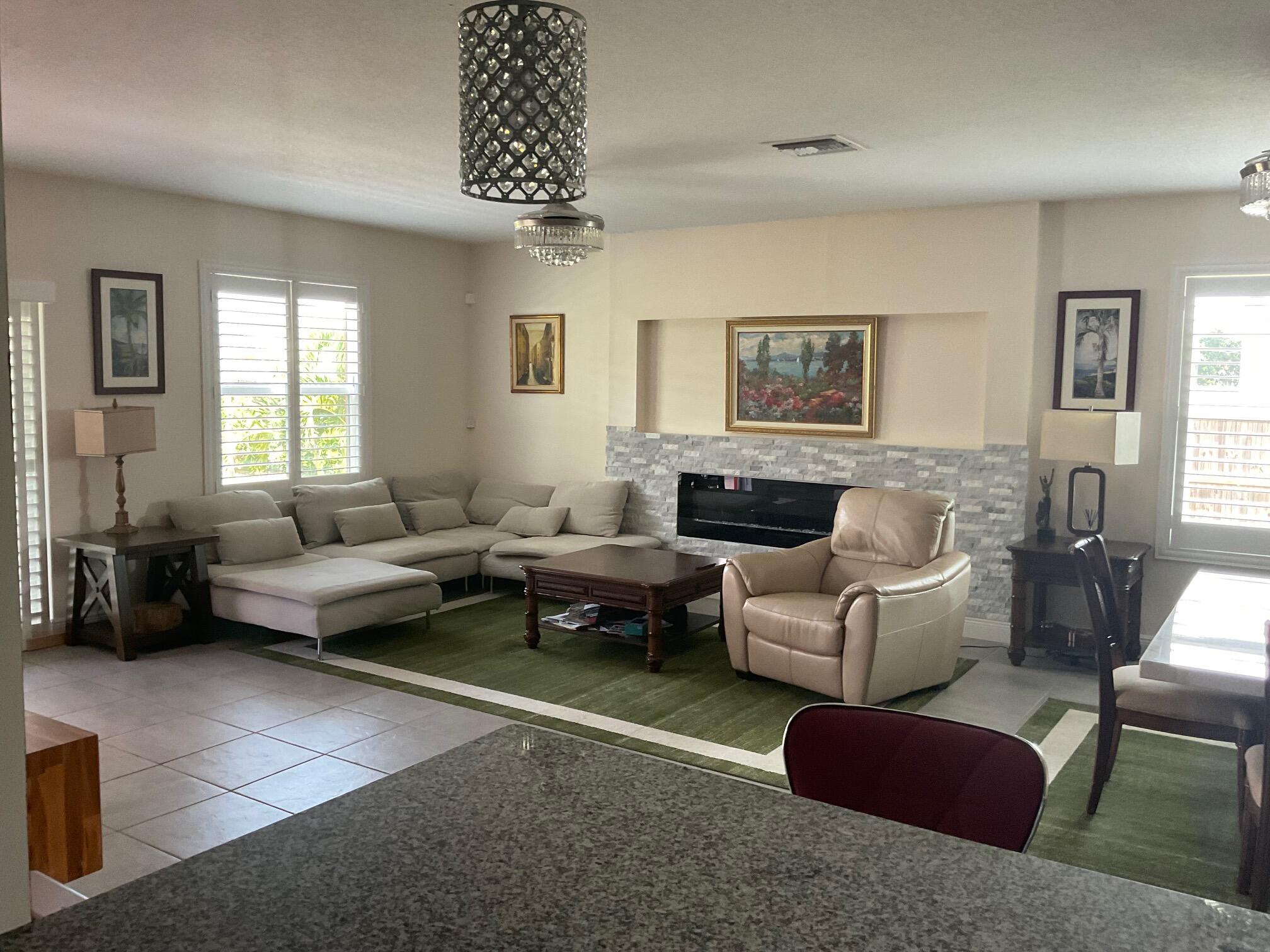 PORT ST LUCIE SECTION 21 - Residential