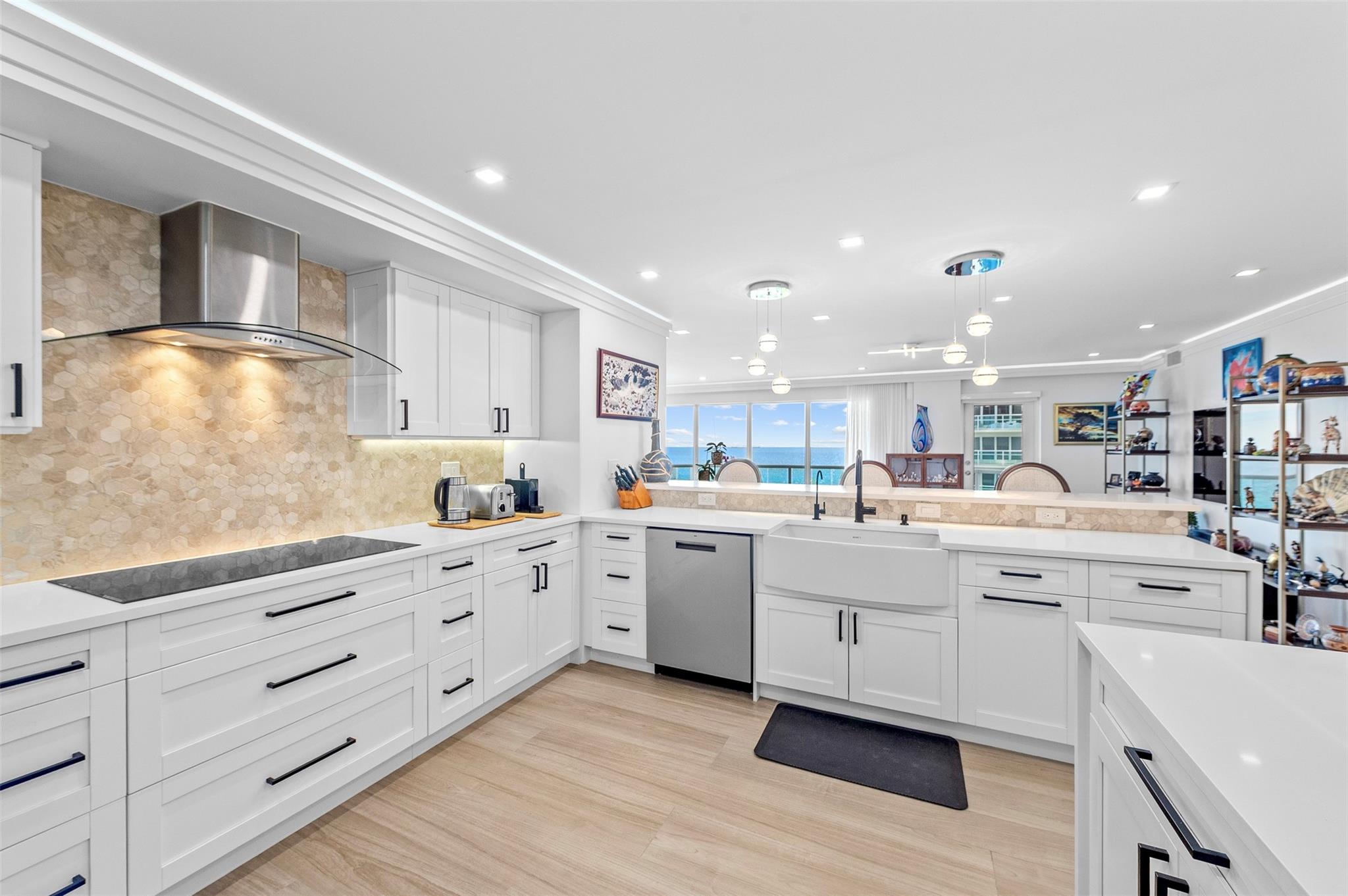 3410 Galt Ocean Dr 702N