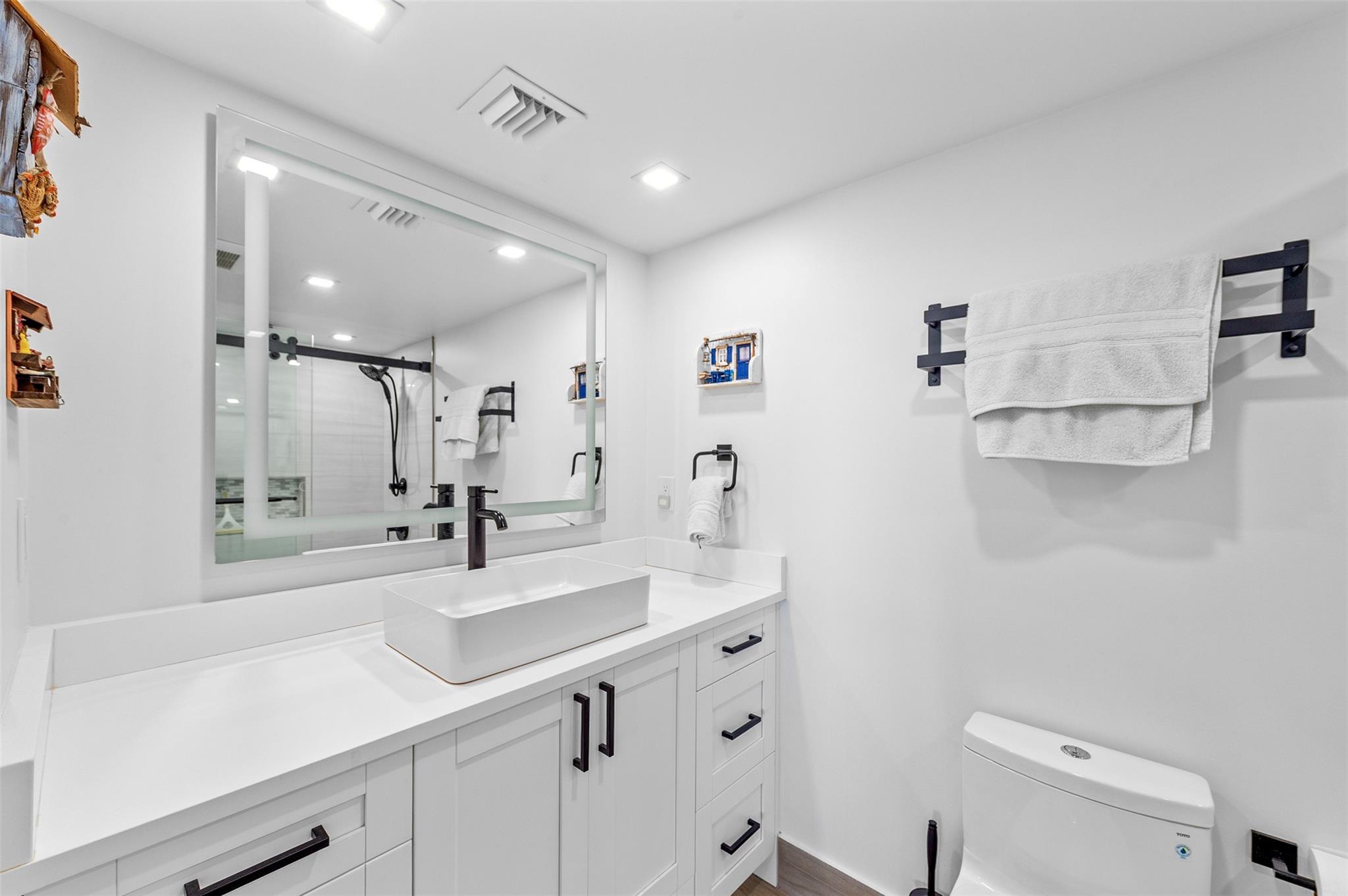 SOUTHPOINT CONDOS - Residential