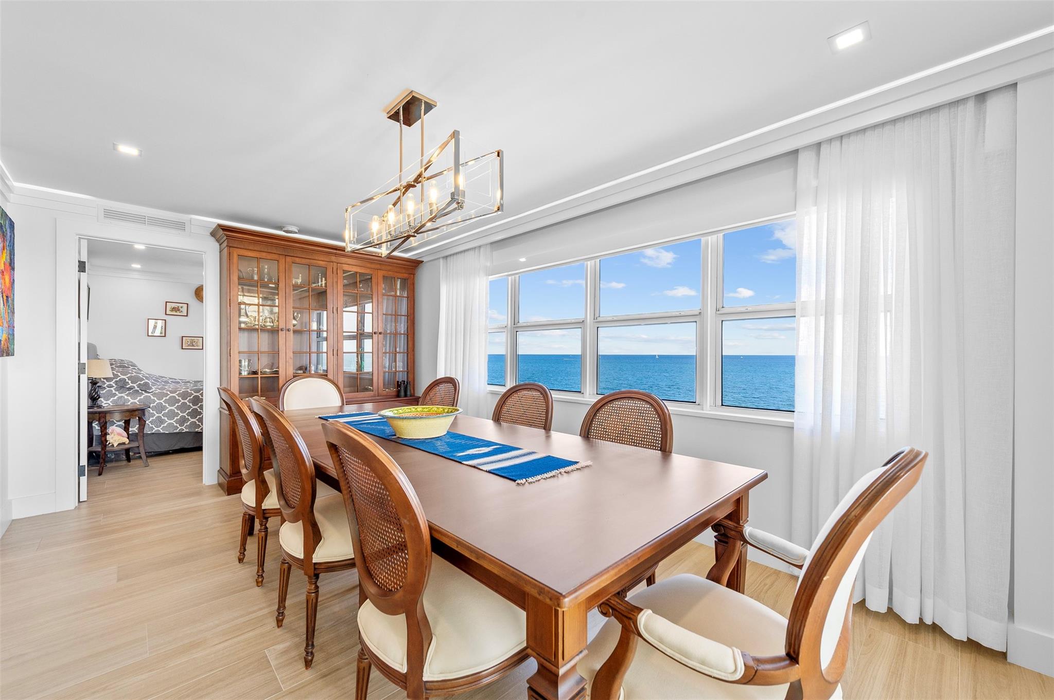 SOUTHPOINT CONDOS - Residential