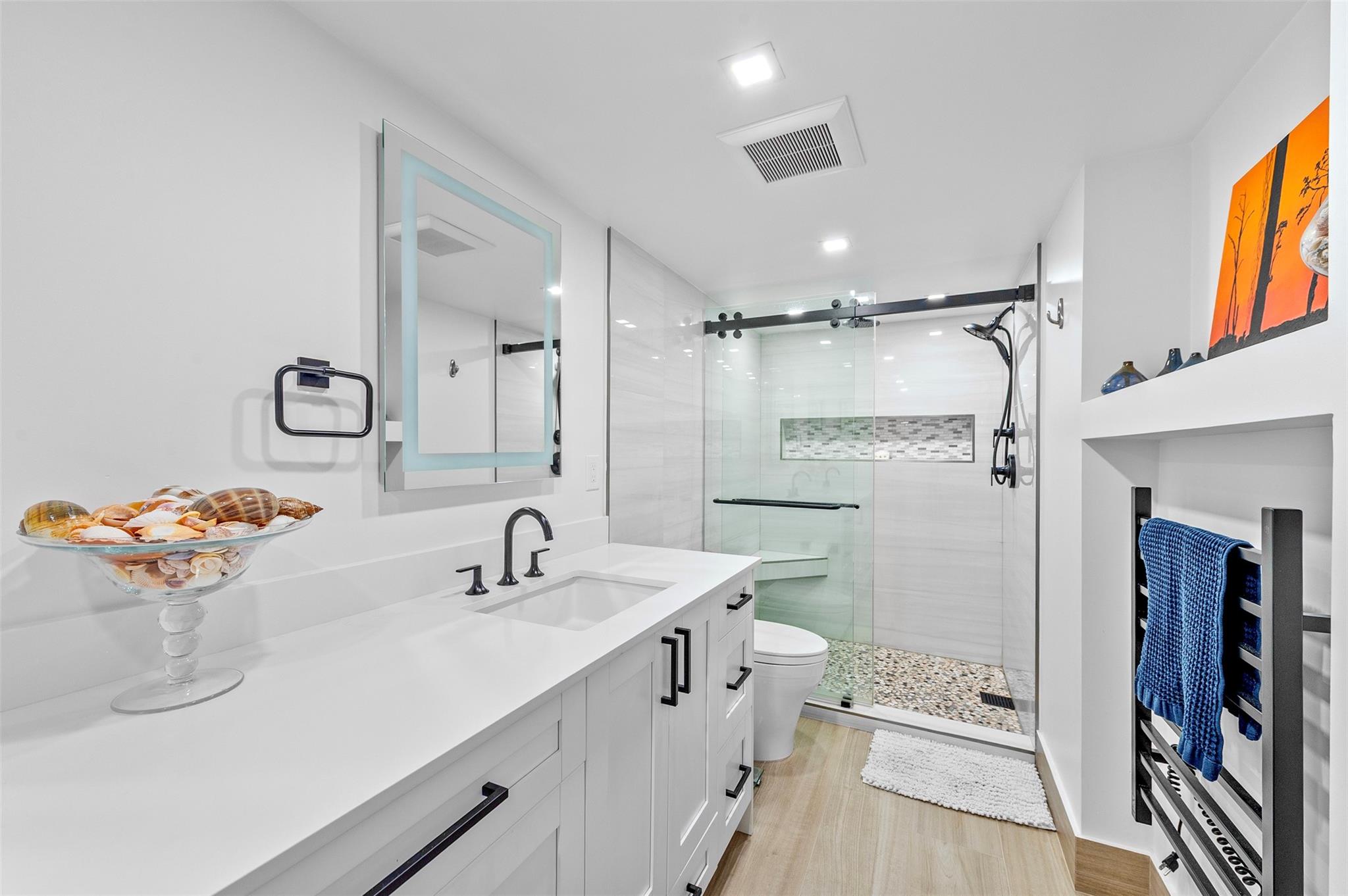 SOUTHPOINT CONDOS - Residential