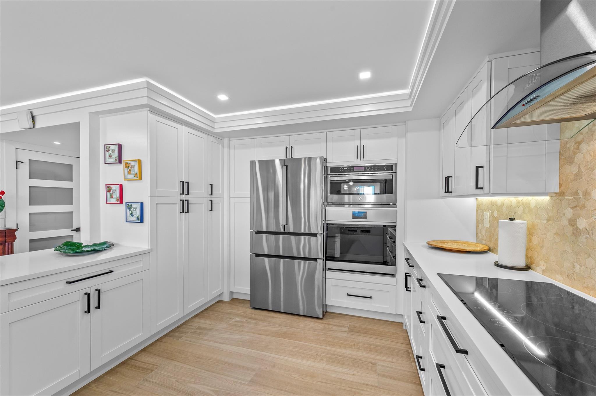 SOUTHPOINT CONDOS - Residential