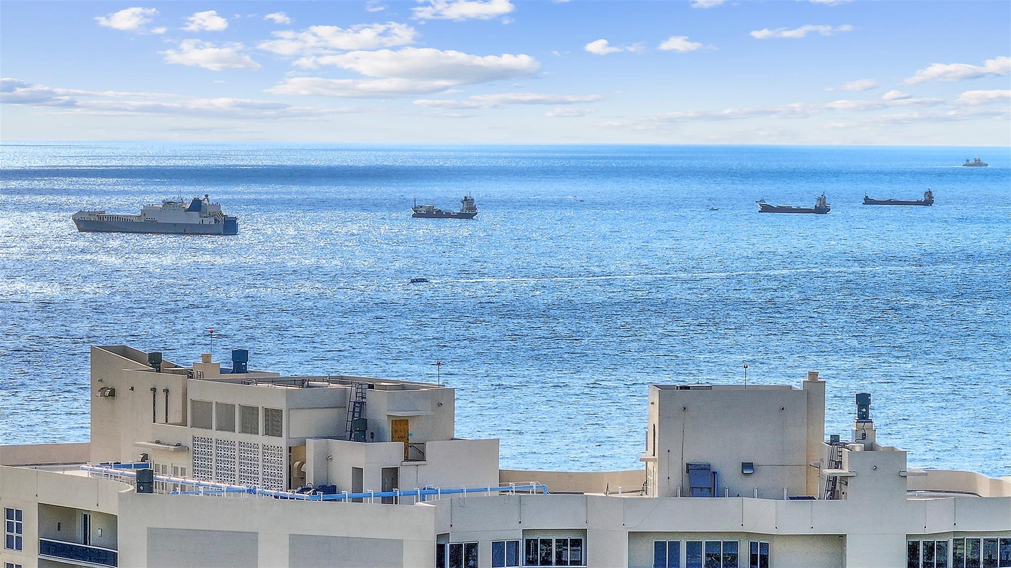 SOUTHPOINT CONDOS - Residential