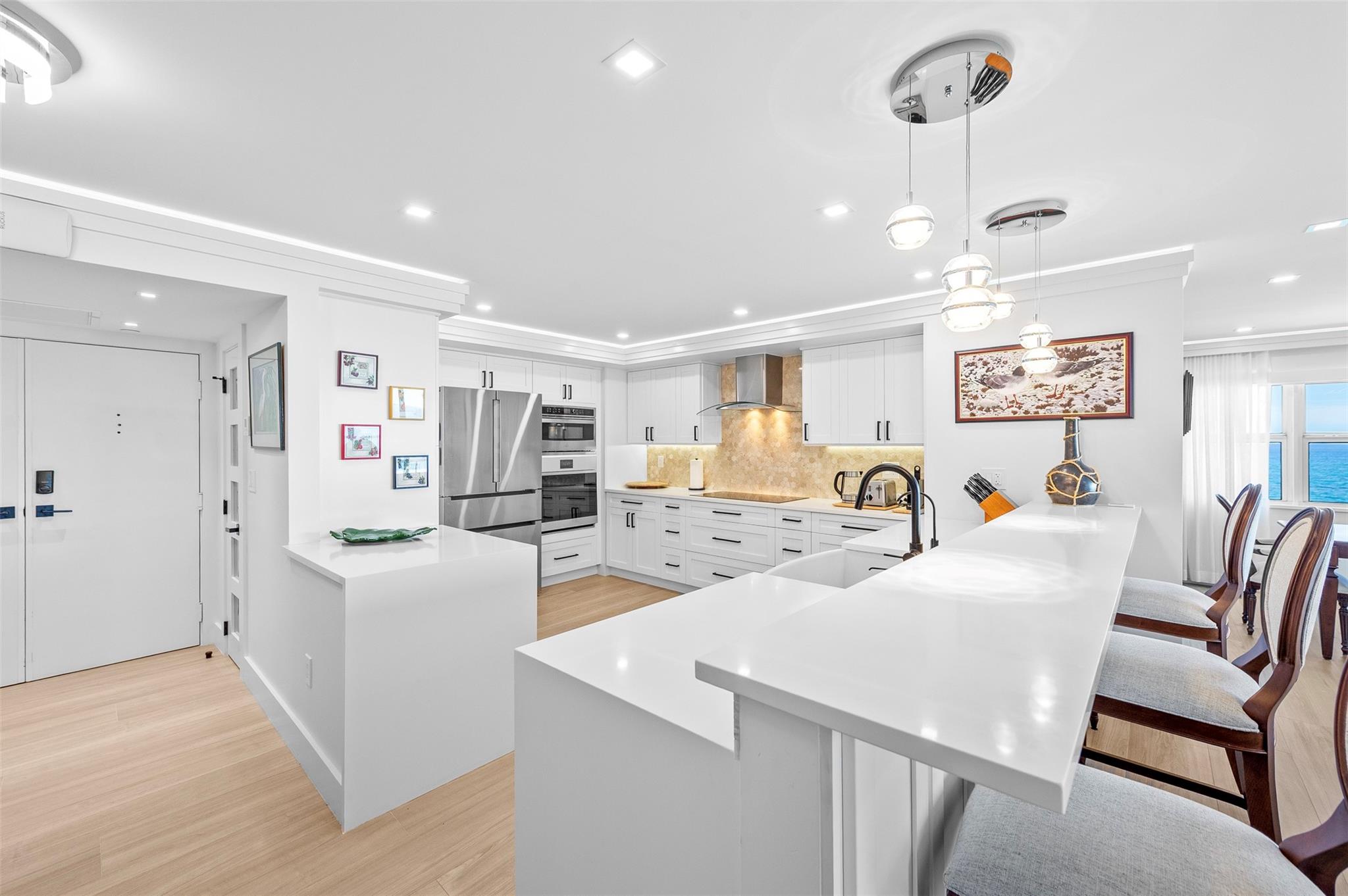 SOUTHPOINT CONDOS - Residential