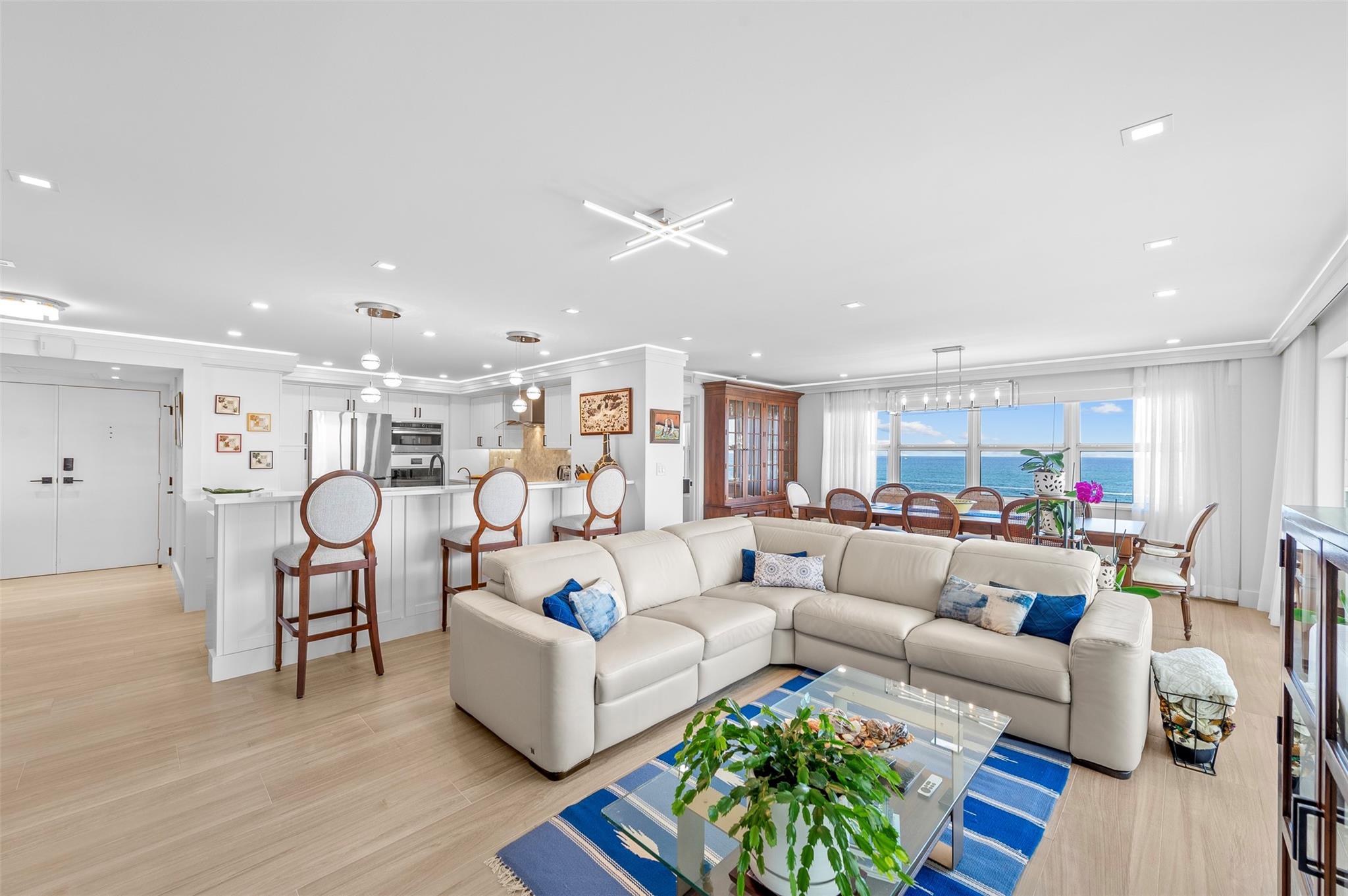 SOUTHPOINT CONDOS - Residential