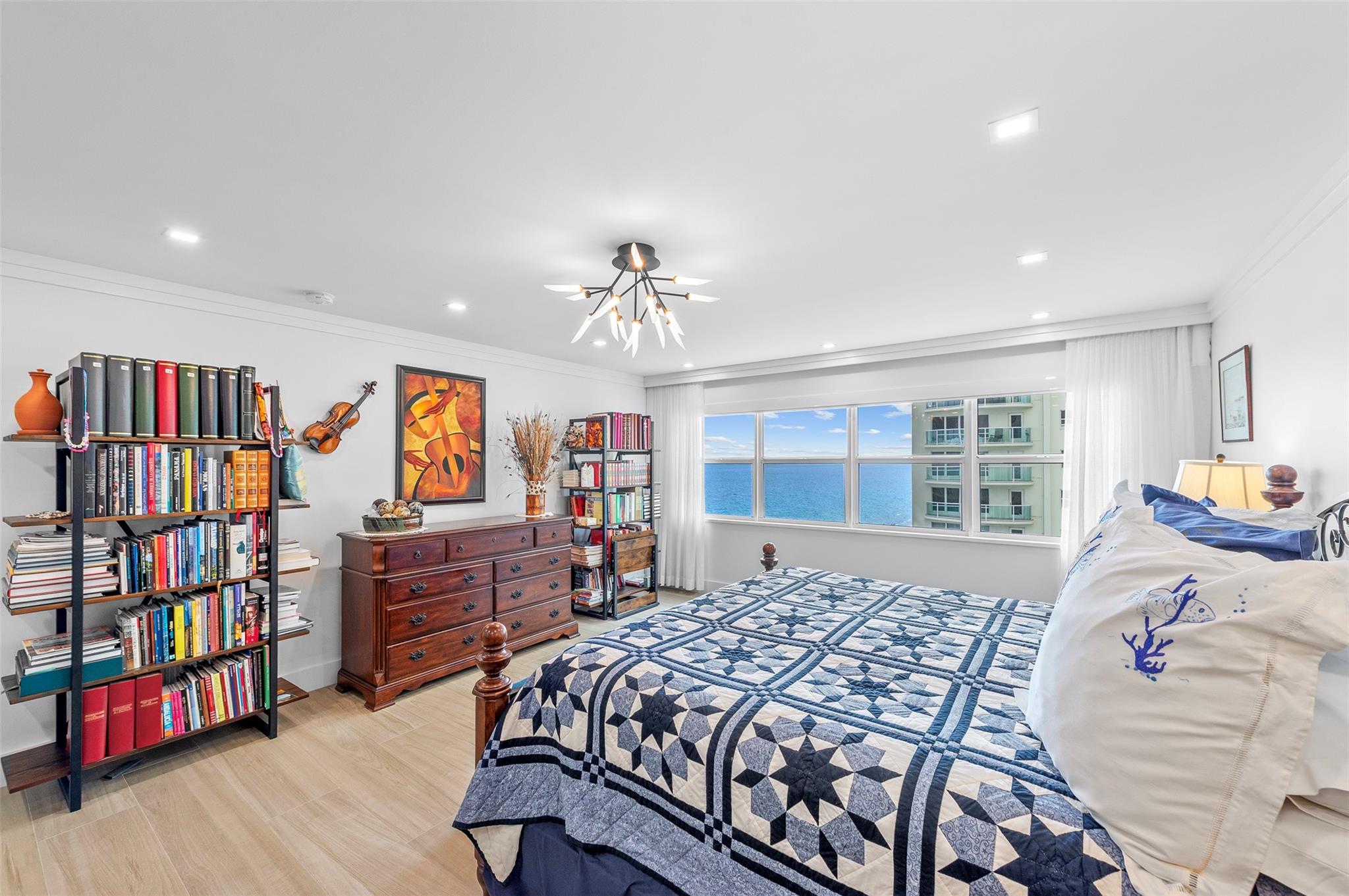 SOUTHPOINT CONDOS - Residential