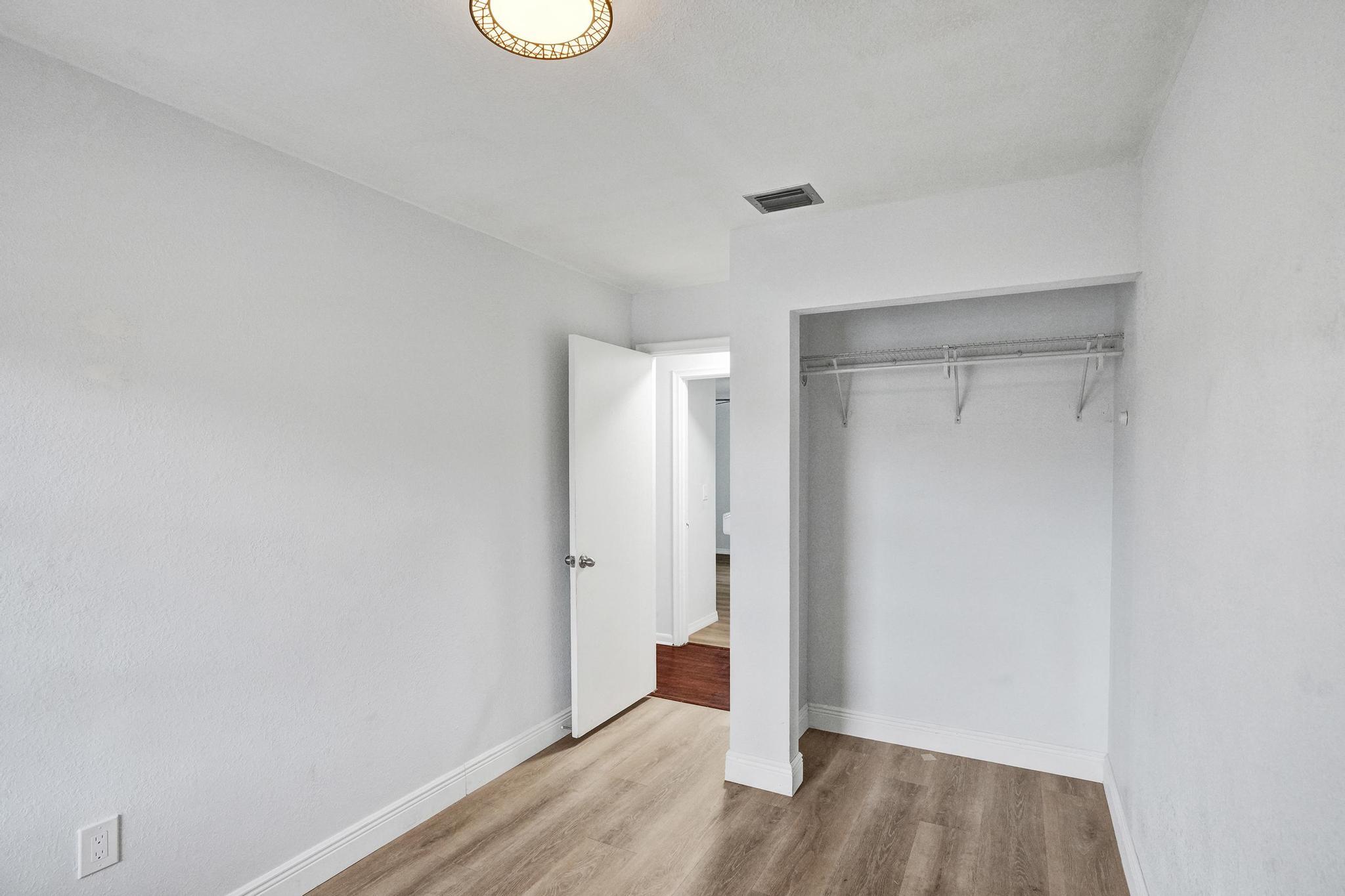 BENT TREE CENTER - Residential