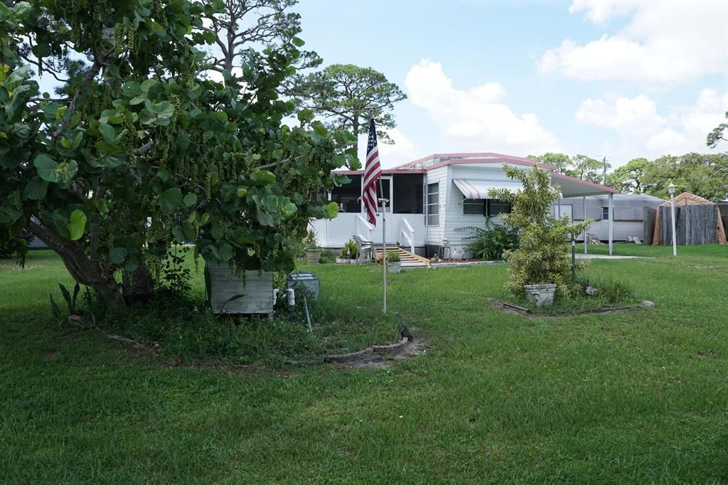 Photo of 5336 SE Horizon Avenue, Stuart, FL 34997 (MLS # R10742410)