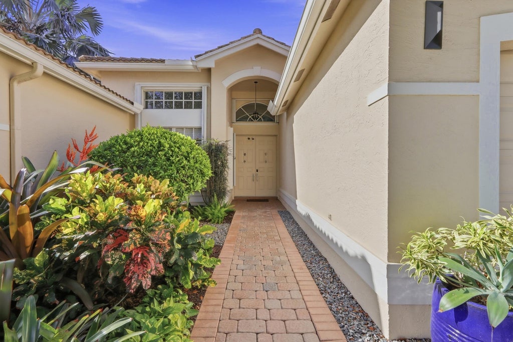Photo of 11649 Pamplona Boulevard, Boynton Beach, FL 33437 (MLS # B26076656)