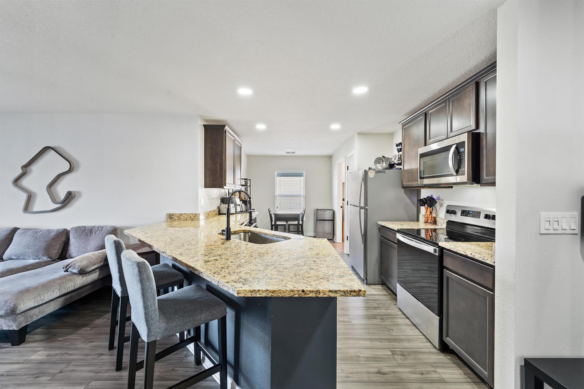 CELEBRATION POINTE - Residential