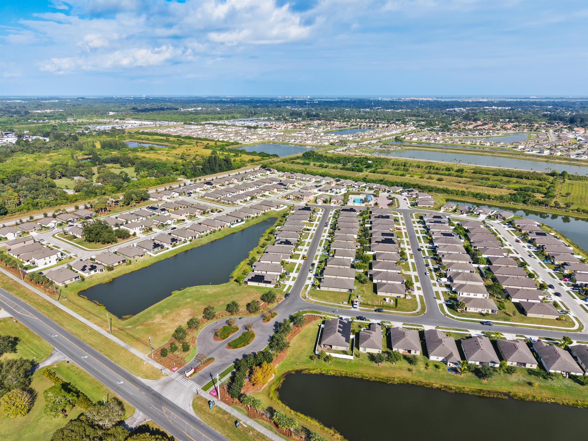 CELEBRATION POINTE - Residential