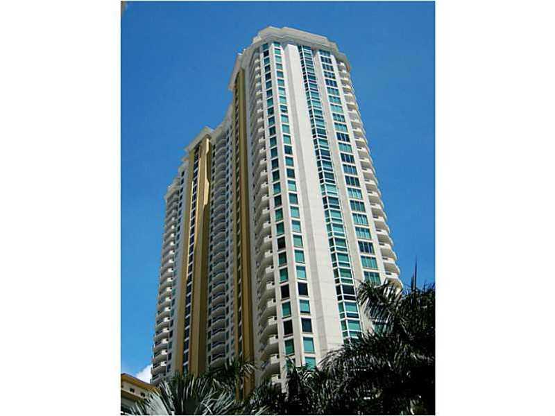 LAS OLAS GRAND - Residential