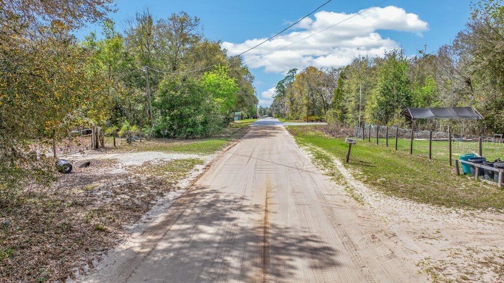 INTERLACHEN LAKES ESTATES - Land