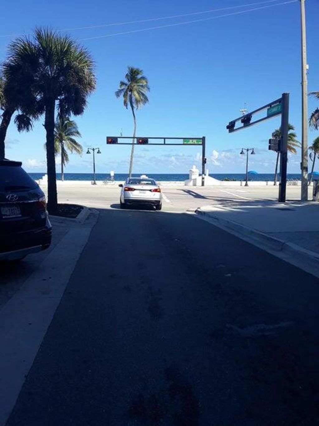 Photo of 720 Bayshore Drive #201, Fort Lauderdale, FL 33304 (MLS # B26005064)