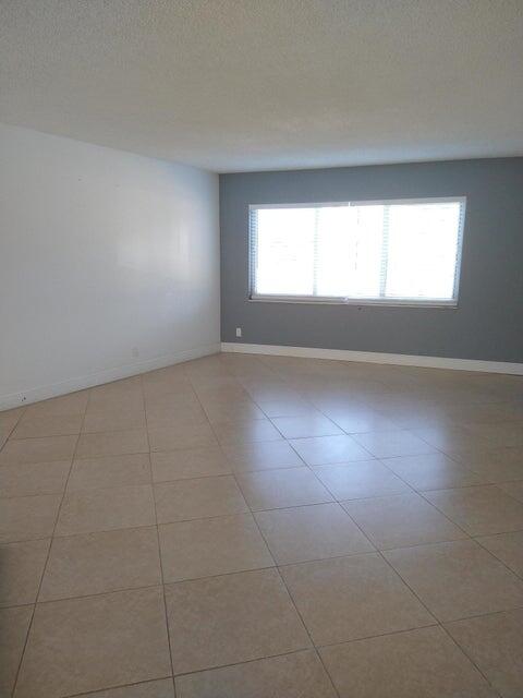 NAUTICAL TOWERS CONDO - Residential Lease