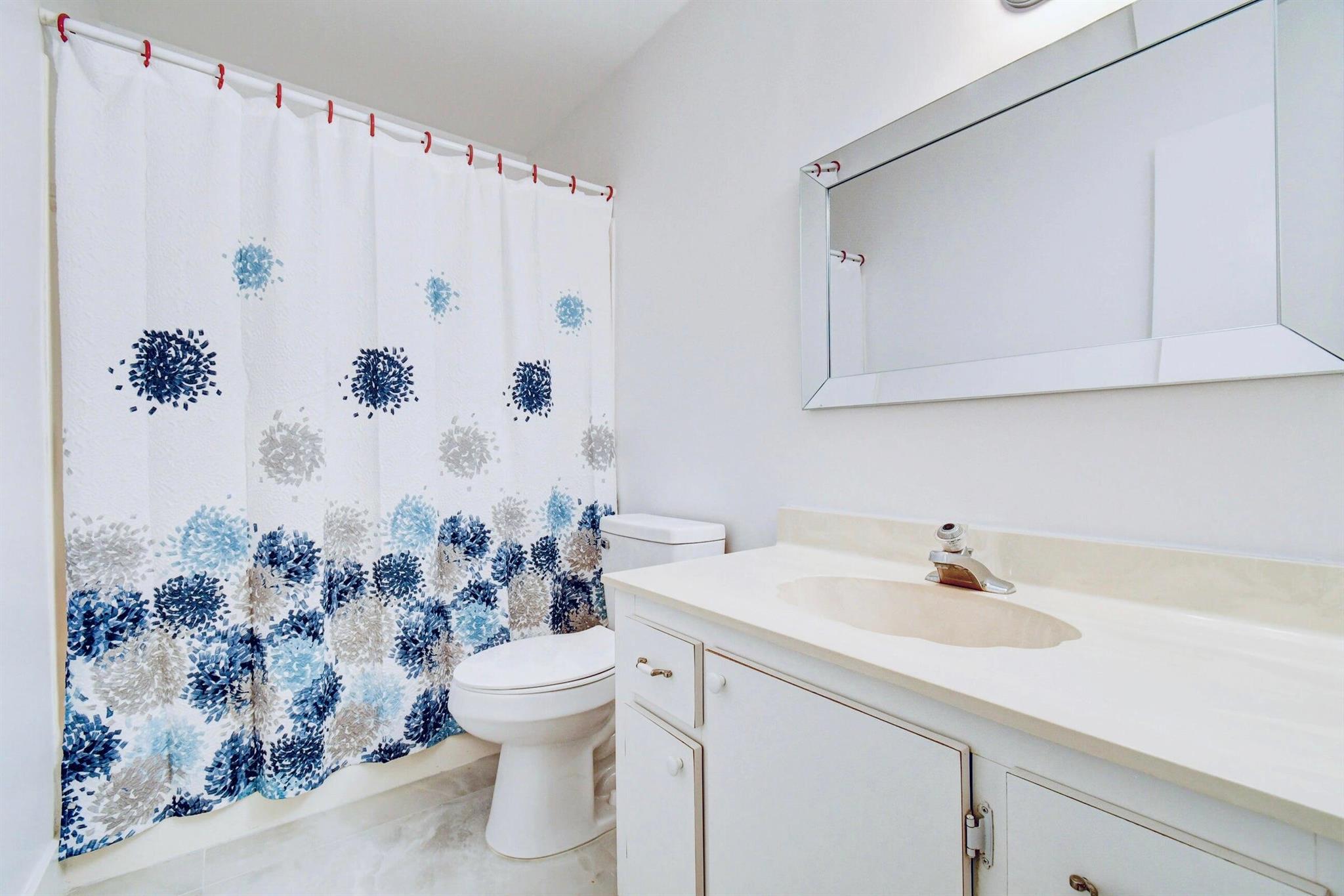 GOLDEN LAKES VILLAGE - Residential