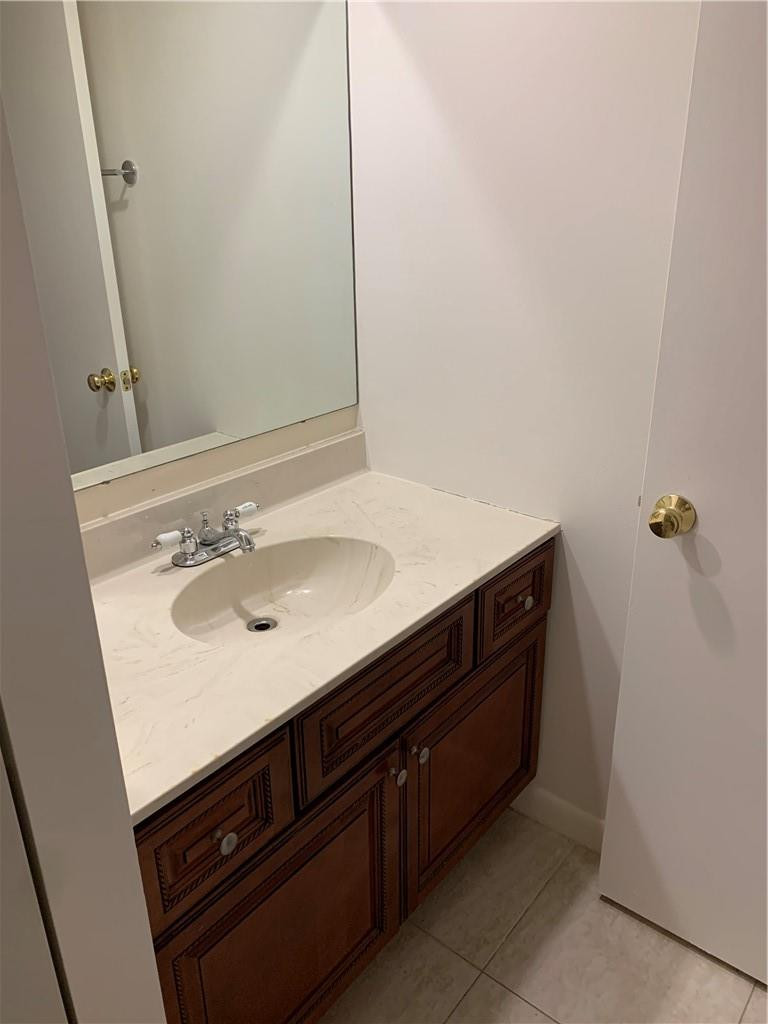 Delray Oaks West Condo1 - Residential Lease